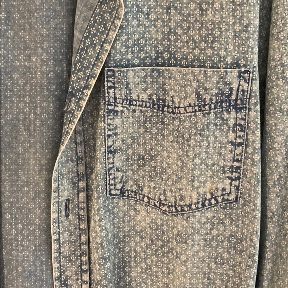 Sovereign Code Men’s Button Down Size Small - image 3